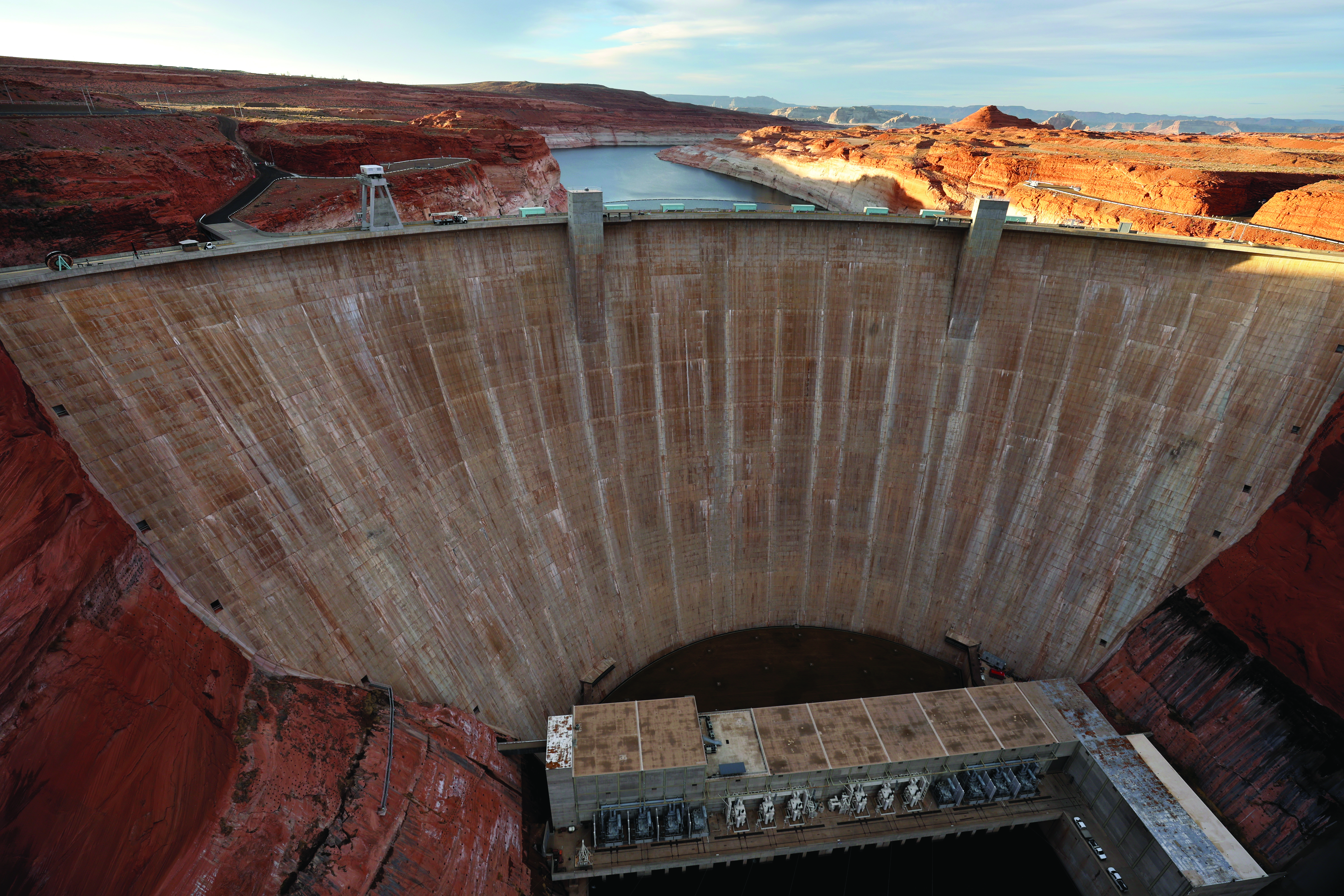 Image of Glen Canyon Dam.
