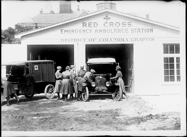 Red Cross headquarters building in Washington DC in 1918