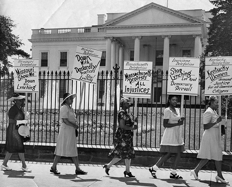 Black women picketing the White House
