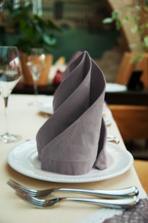 Image of restaurant place setting