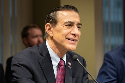 shutterstock_Darrell Issa