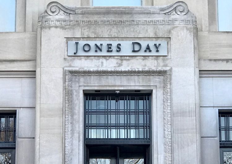 shutterstock_Jones Day building sign