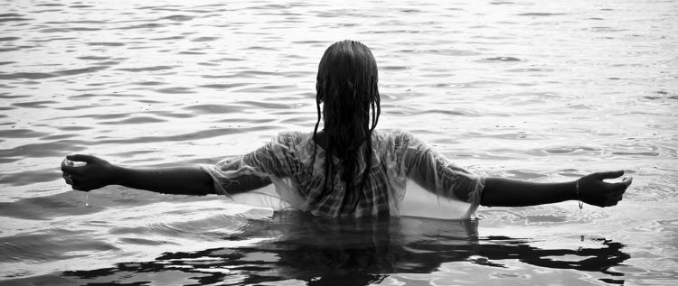 shutterstock_woman baptism